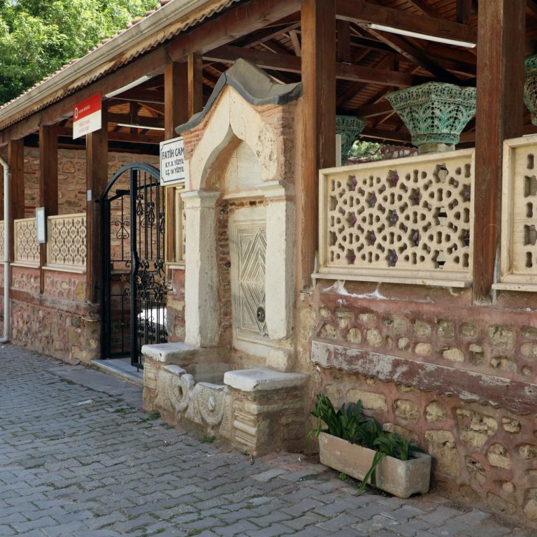 Mudanya Belediyesi 2800 yıllık tarihi mirası dijital arşivle güvence altına alıyor