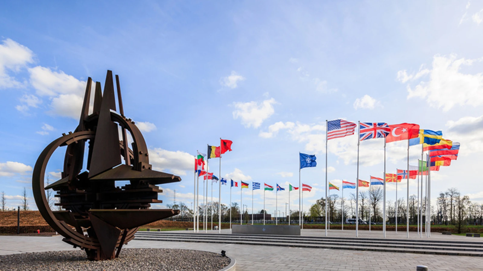 NATO, ABD’nin Almanya’dan asker çekme kararının etkilerini değerlendirmeye aldı
