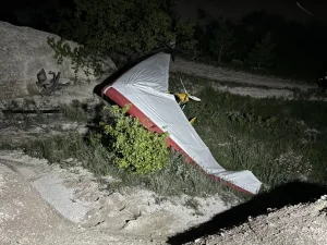 Nevşehir’de motor arızası yaşayan microlight Güvercinlik Vadisi’ne acil iniş gerçekleştirdi