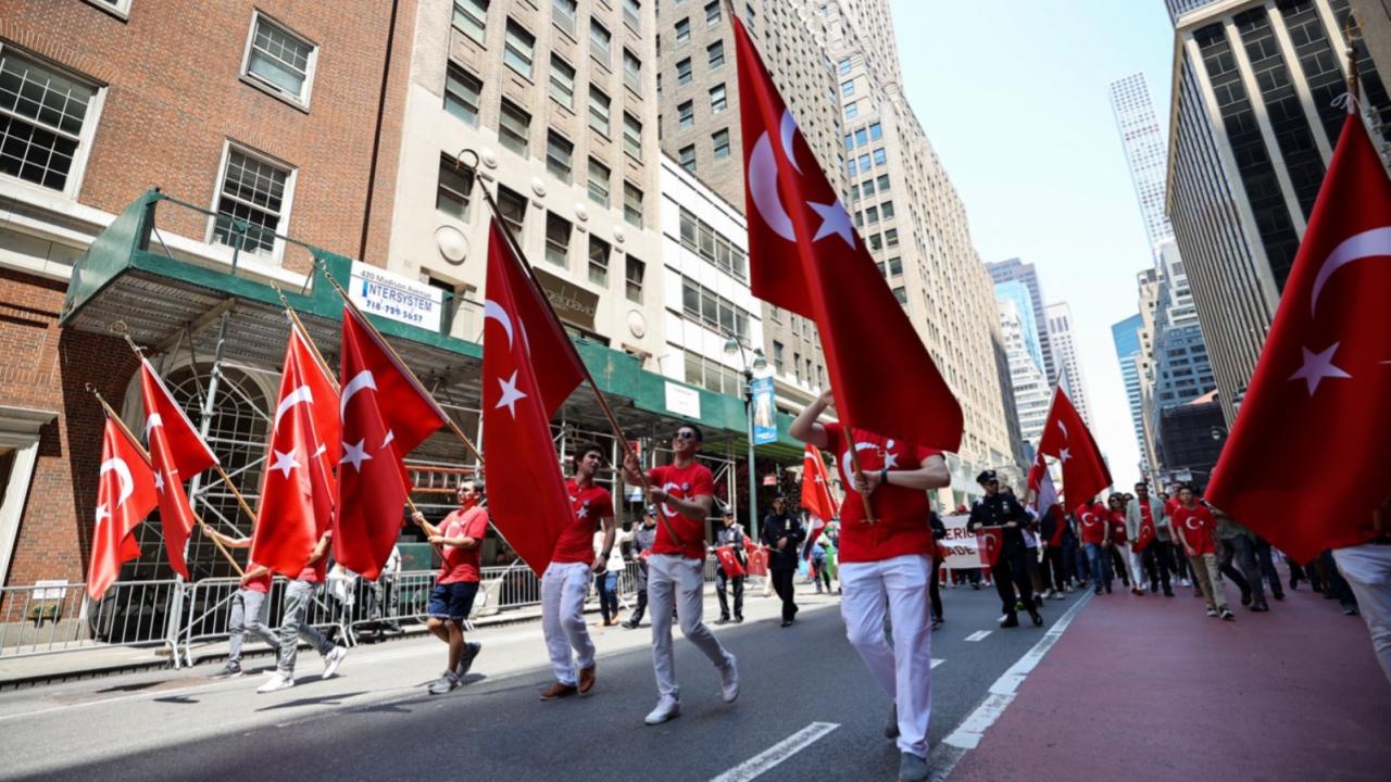New York’ta 43. Türk Günü Yürüyüşü ile Kültürel Etkinlikler Başlıyor