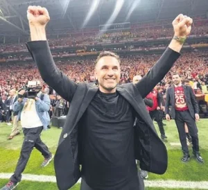Okan Buruk’un başarı öyküsü futbolun istikrarsızlık sorununa çözüm sunuyor