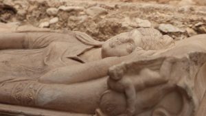 Olympos’ta Antik Döneme Ait Aristokrat Kadın Mezarı Keşfedildi