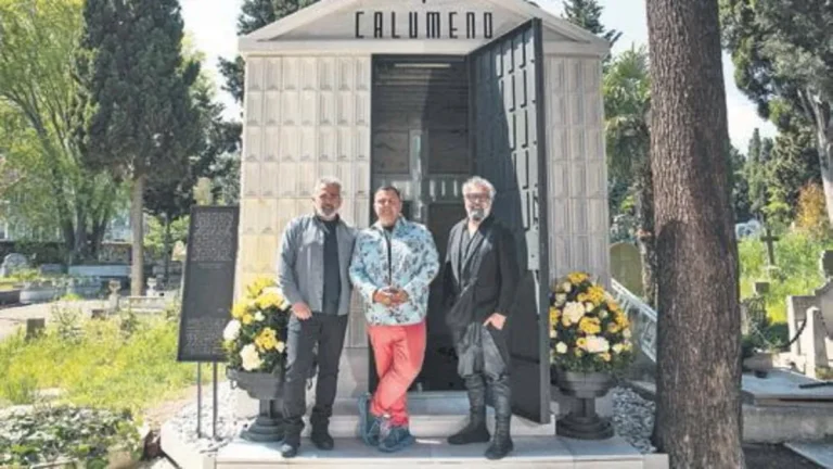 Orlando Carlo Calumeno’nun Anıt Mezarı Üzerine Belgesel İzleyiciyle Buluşuyor