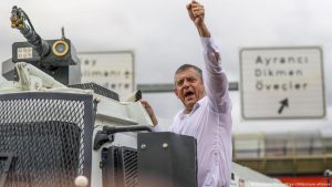 Özgür Özel, CHP Kurultayı İçin Hukuki Engel Bulunmadığını Belirtti