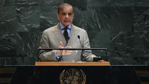 Pakistan Başbakanı Şahbaz Şerif, BAE’deki sivil saldırıları kınadı