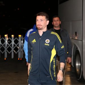 PFDK’nın bahis cezası Fenerbahçeli Mert Hakan Yandaş’ı bir yıl sahalardan men etti