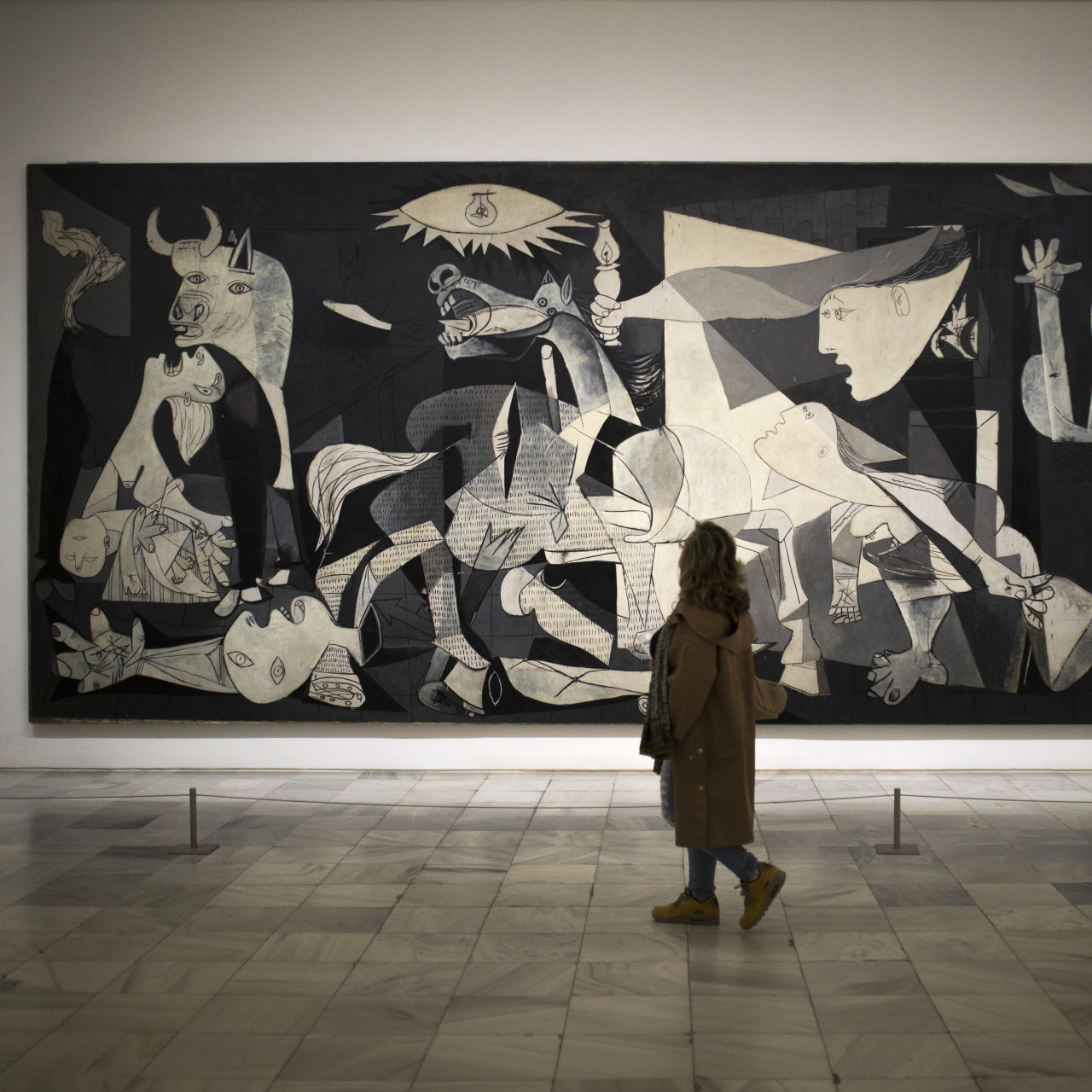 Picasso’nun Guernica’sı nasıl savaşa karşı bir başyapıt haline geldi
