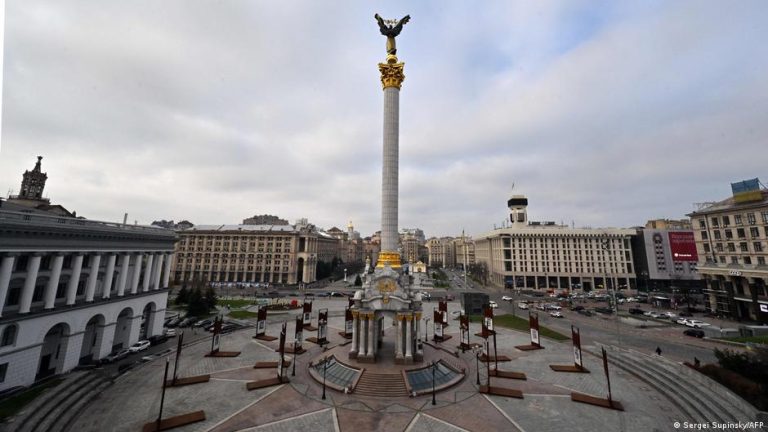 Rusya’nın Kiev’e Yönelik Tehditleri Artıyor, Yabancılardan Şehri Terk Etmeleri İstendi