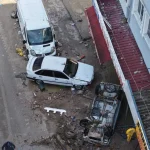 Samsun Havza’da taşan dere araçları hurdaya çevirip iş yerlerinde büyük maddi hasara yol açtı
