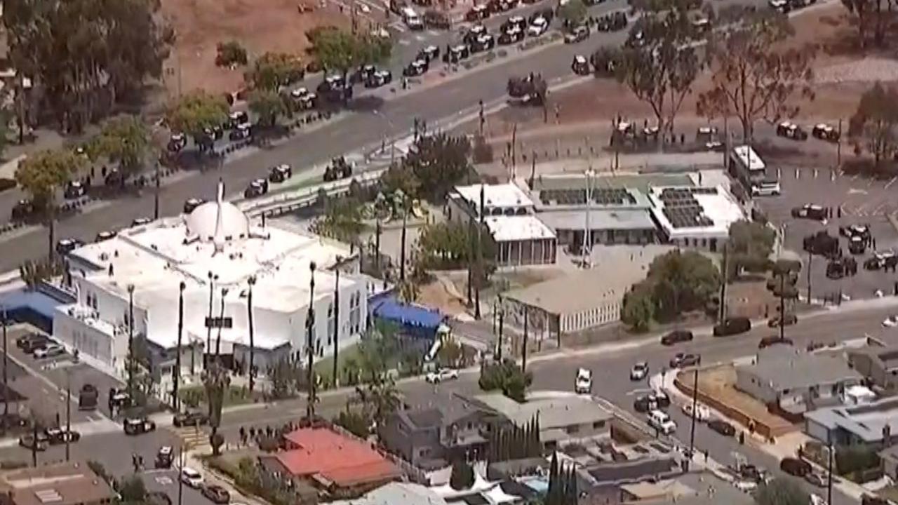 San Diego İslam Merkezi’ne düzenlenen saldırıda üç kişi yaşamını yitirdi