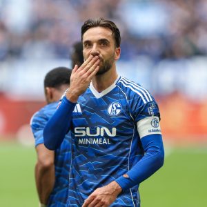 Schalke 04’ün kaptanı Kenan Karaman, Bundesliga ve milli takım hedeflerini açıkladı