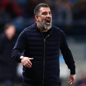 Shakhtar Donetsk tarih yazmak için Dinamo Kiev’i deplasmanda mağlup etti