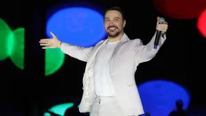 Sinan Akçıl’ın Eskişehir konserinde milli duygulara vurgu yaptığı anlar damga vurdu