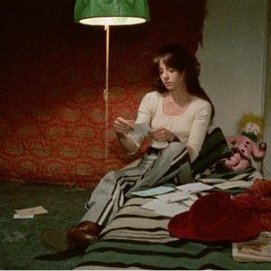 Sinema Tarihinde Çığır Açan 14 Saatlik Film İzleyicileri Ekrana Kilitledi