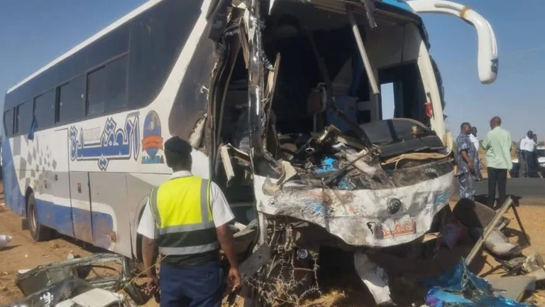 Sudan’ın Cezire eyaletinde iki yolcu otobüsünün çarpıştığı kazada 14 kişi yaşamını yitirdi