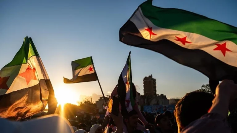 Suriye’nin Haseke kentinde askeri araca yapılan saldırıda iki asker yaşamını yitirdi