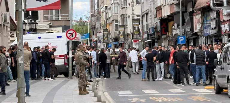 Tekirdağ’da iki polis memurunun şehit olduğu olay sonrası halk zanlıyı linç etmeye kalkıştı