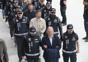 Tepebaşı Belediyesi’nde nitelikli zimmet operasyonunda 15 kişi tutuklandı