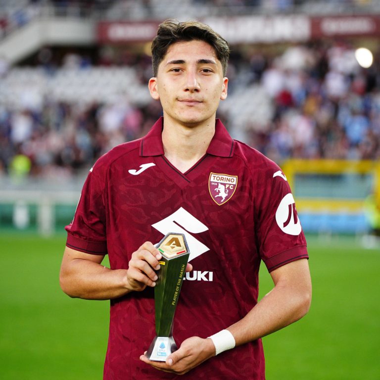 Torino, Emirhan İlkhan ile 2027’ye Kadar Uzatılan Sözleşmeye İmza Attı