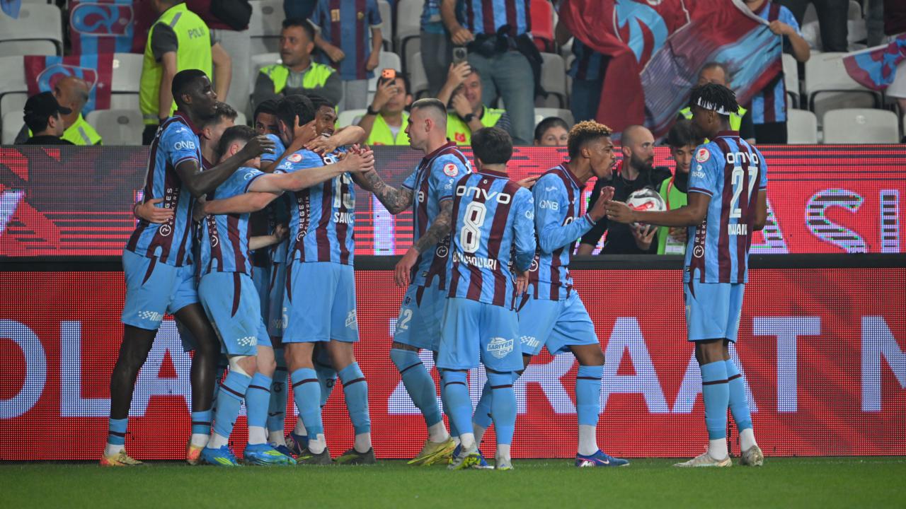 Trabzonspor 10. kez Türkiye Kupası’nı kazanarak tarihi bir başarıya imza attı