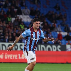 Trabzonspor’un kupa coşkusunda Ozan Tufan kariyerinin ilk şampiyonluğunu kutladı