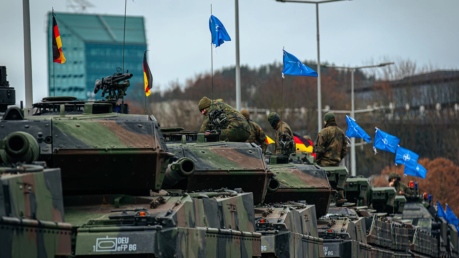 Trump’ın Avrupa’dan Asker Çekme Kararı NATO’da Güvenlik Endişesi Yarattı