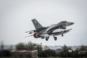 Türk F-16’ları EFES-2026 tatbikatında hedefleri başarıyla vurdu