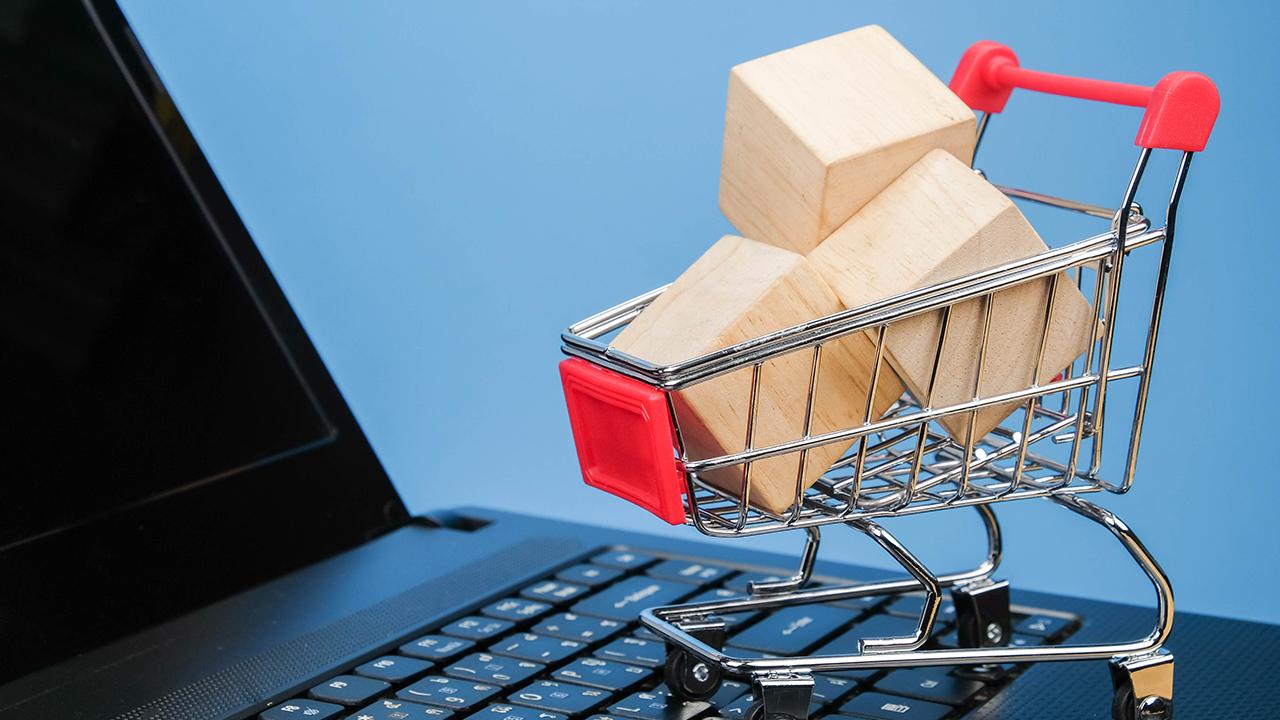 Türkiye’de e-ticaret patladı, 10 trilyon liralık hacme ulaştı