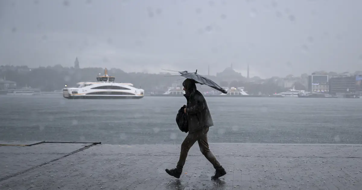 Türkiye’nin 39 İlinde Sarı Kodlu Uyarı İle Şiddetli Sağanak Bekleniyor