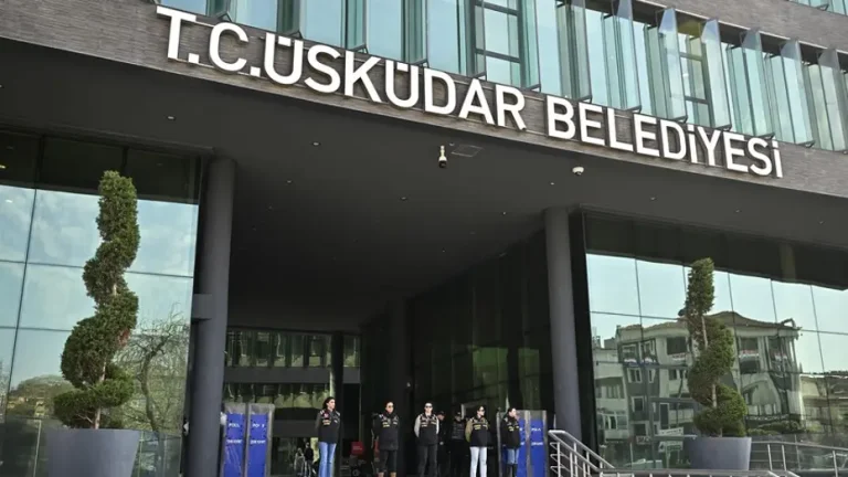 Üsküdar Belediyesinde usulsüzlük operasyonunda tutuklanan 7 kişi kim?