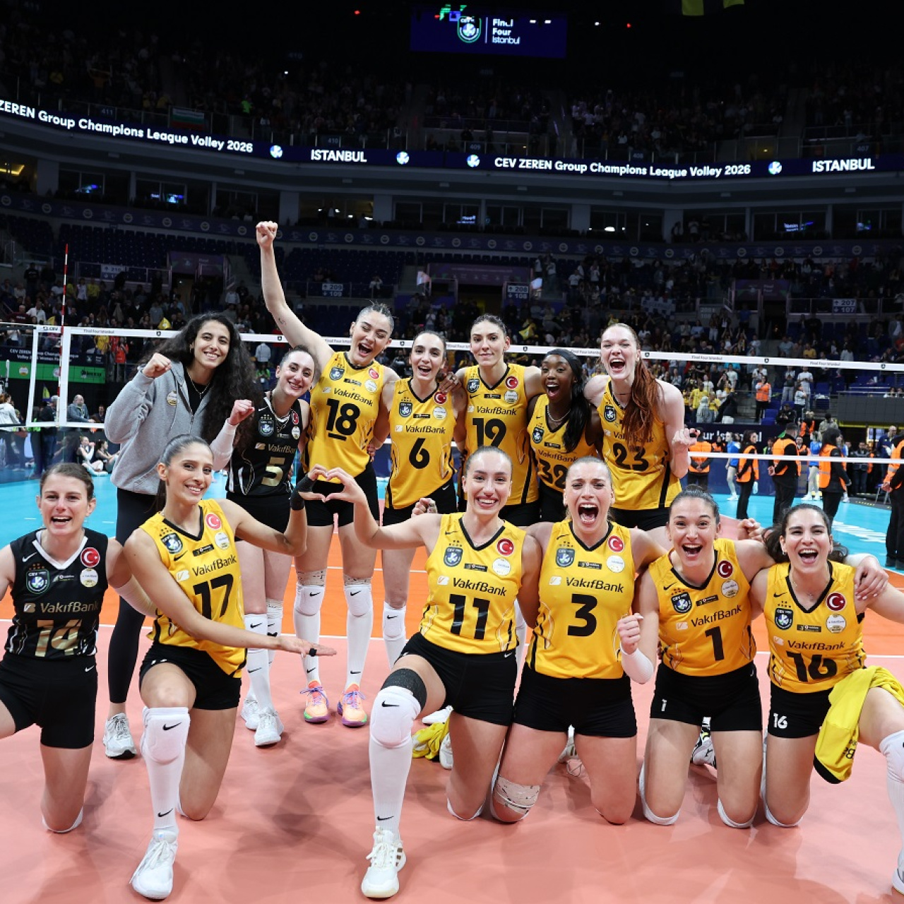 VakıfBank, Eczacıbaşı Dynavit’i yenerek Avrupa’da yedinci kez şampiyon oldu