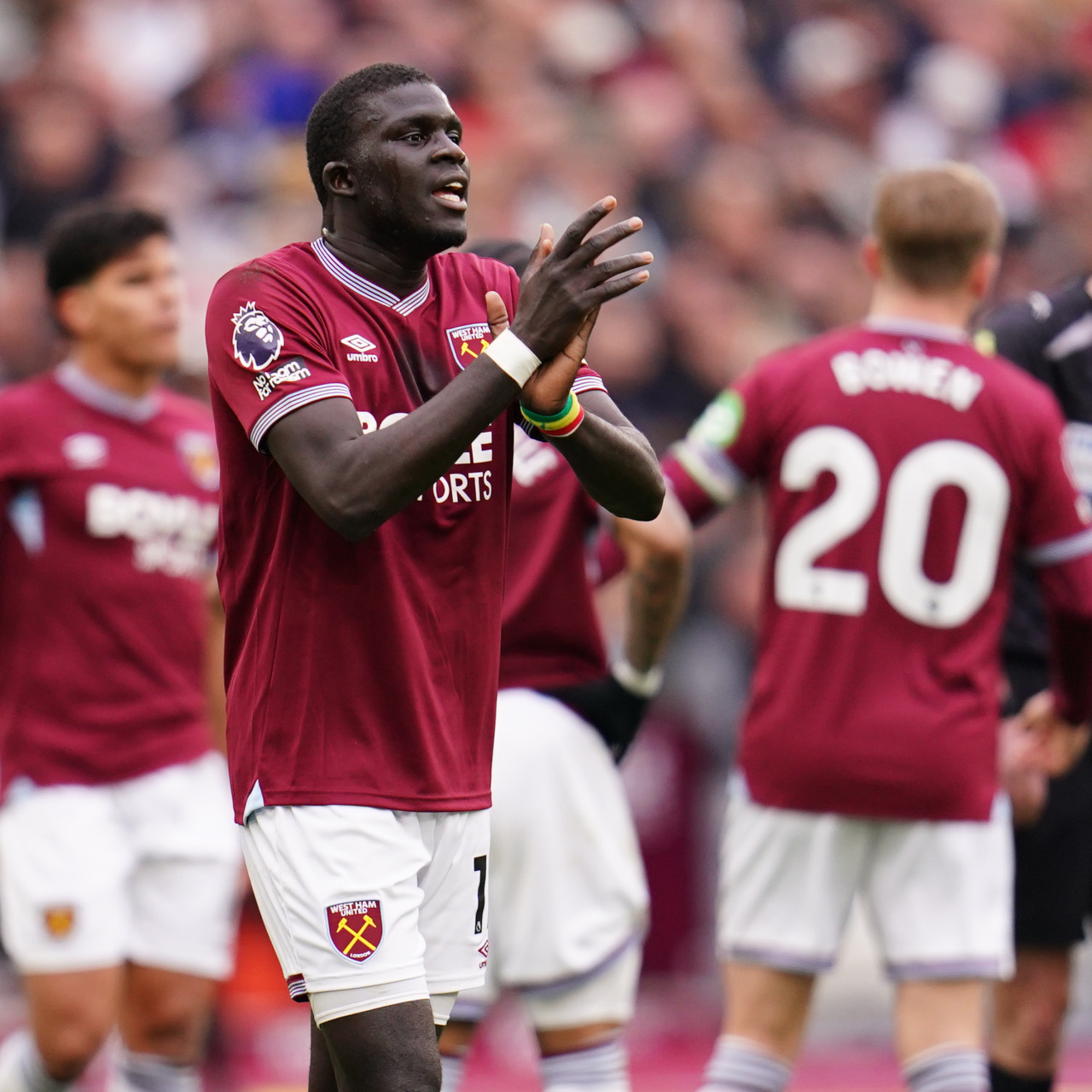 West Ham United, Leeds zaferine rağmen Premier Lig’den düşen son takım oldu