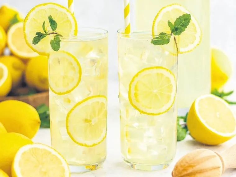 Yaz Aylarının Ferahlatıcısı Limonata Evde Nasıl Yapılır?