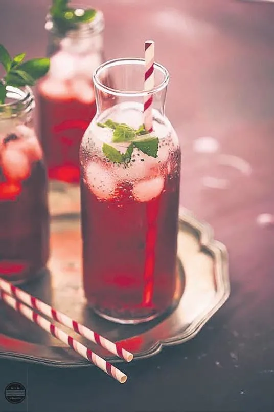 Yaz Sıcaklarında Soda ile Serinlemenin Popüler Yolları Yeniden Gözde Oldu
