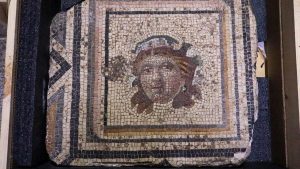Zeugma’nın Çingene Kızı mozaiği ABD’den dönen parçasıyla tamamlanmaya yaklaşıyor