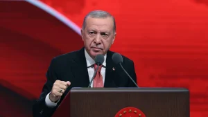 Erdoğan: “CHP’deki tartışmalar bizi ilgilendirmiyor, sokakların karıştırılmasına müsaade etmeyiz”