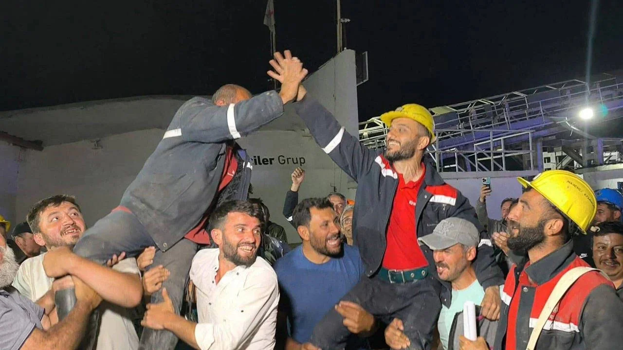 27 gündür direnişte olan Özşen Madencilik işçileri kazandı