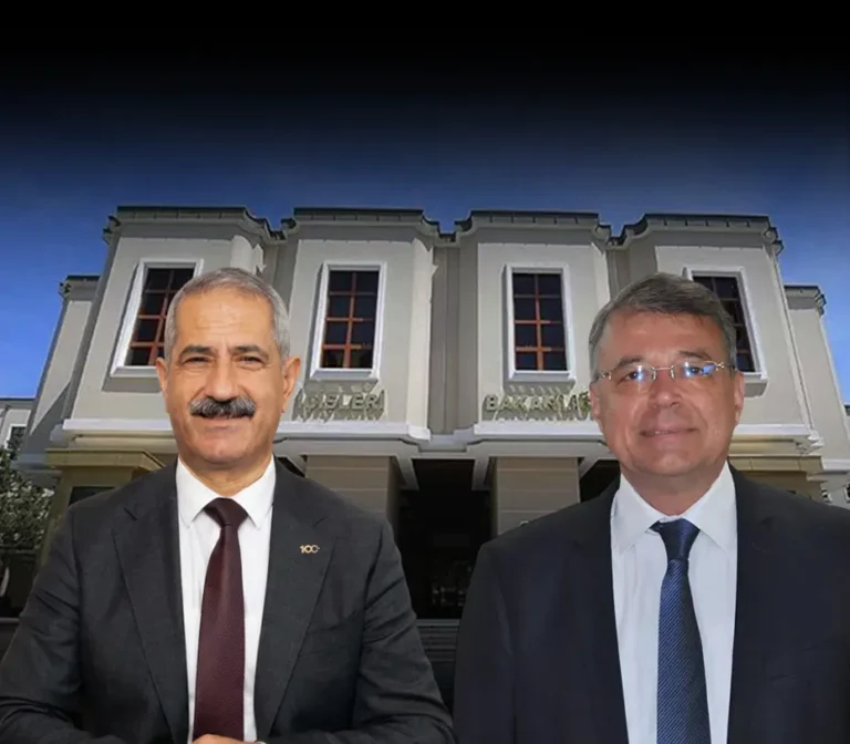 Adalar ve Silifke belediye başkanlarının rüşvet ve yolsuzluk suçlamalarıyla görevden alındığı açıklandı
