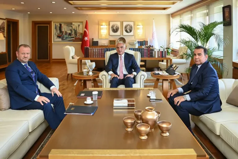 Bakan Ersoy ve RTÜK Başkanı Daniş, Yayıncılık Alanında Gelecek Planlarını Görüştü