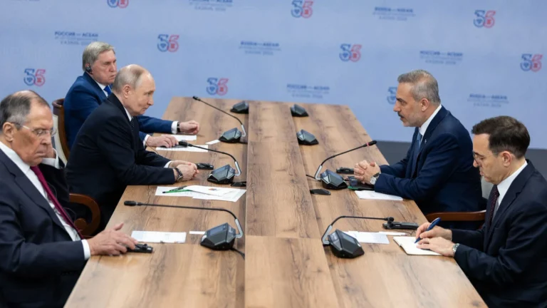 Dışişleri Bakanı Hakan Fidan’ın Moskova’da Putin ile gerçekleştirdiği kritik görüşme