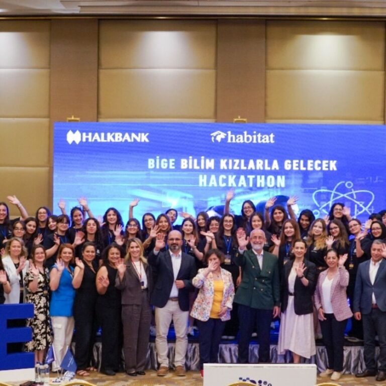 Halkbank ve Habitat Derneği’nden BİGE Projesiyle Geleceğin Kadın Teknoloji Liderleri Seçildi