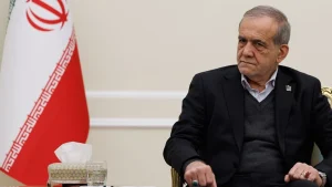 İran Cumhurbaşkanı Pezeşkiyan’ın istifa iddialarına yalanlama geldi