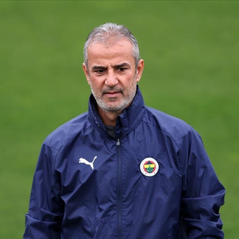 İsmail Kartal dördüncü kez Fenerbahçe’nin teknik direktörlük koltuğuna oturdu