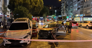 İzmir’de direksiyon başında fenalaşan sürücü kazaya neden oldu