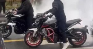 Düğün konvoyunda trafiği kapatan motosiklet sürücüsüne ağır ceza