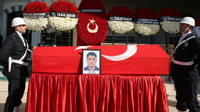 Muğla’da KADES ihbarı sırasında şehit olan polis memuru ebediyete uğurlandı