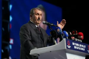 Mustafa Destici, BBP Genel Başkanlığına Güven Tazeleyerek Yeniden Seçildi