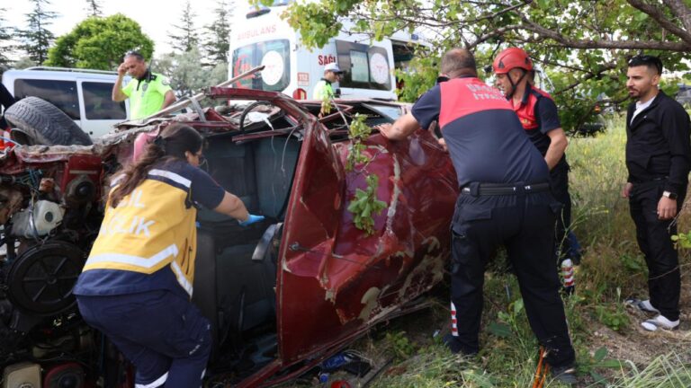 Nevşehir’de Üniversite Sınavına Koşarken Kaza Yapan Gençler Yaralandı