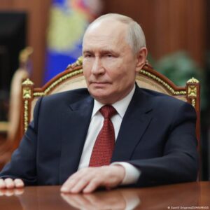 Putin, Ukrayna’nın saldırıları sonrası Rusya’da yakıt sıkıntısını doğruladı