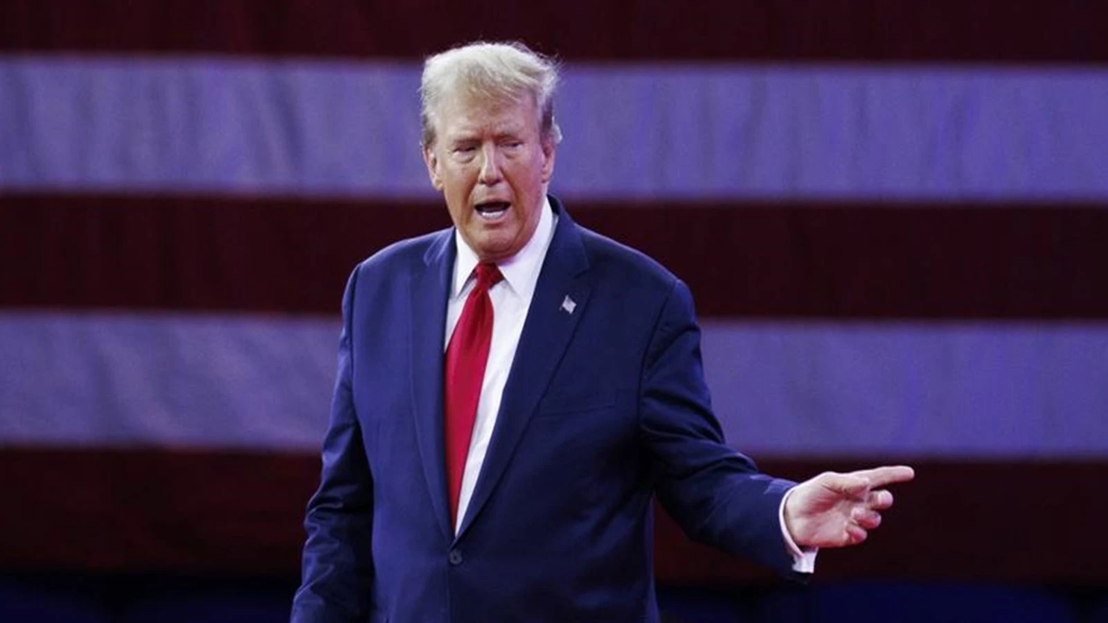 Trump, ABD ordusunun Hürmüz Boğazı’ndaki ticari gemilere gizli destek verdiğini açıkladı